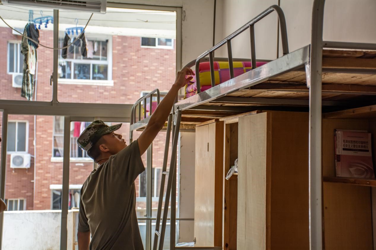 55ffc95e978c4e4b8db1beefbb9f7899.jpg 55ffc95e978c4e4b8db1beefbb9f7899.jpg