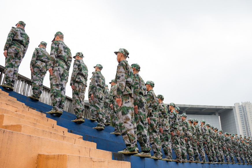 60911bf8ae6d47b0b798ab926b5ec7fb.png 图片2.png