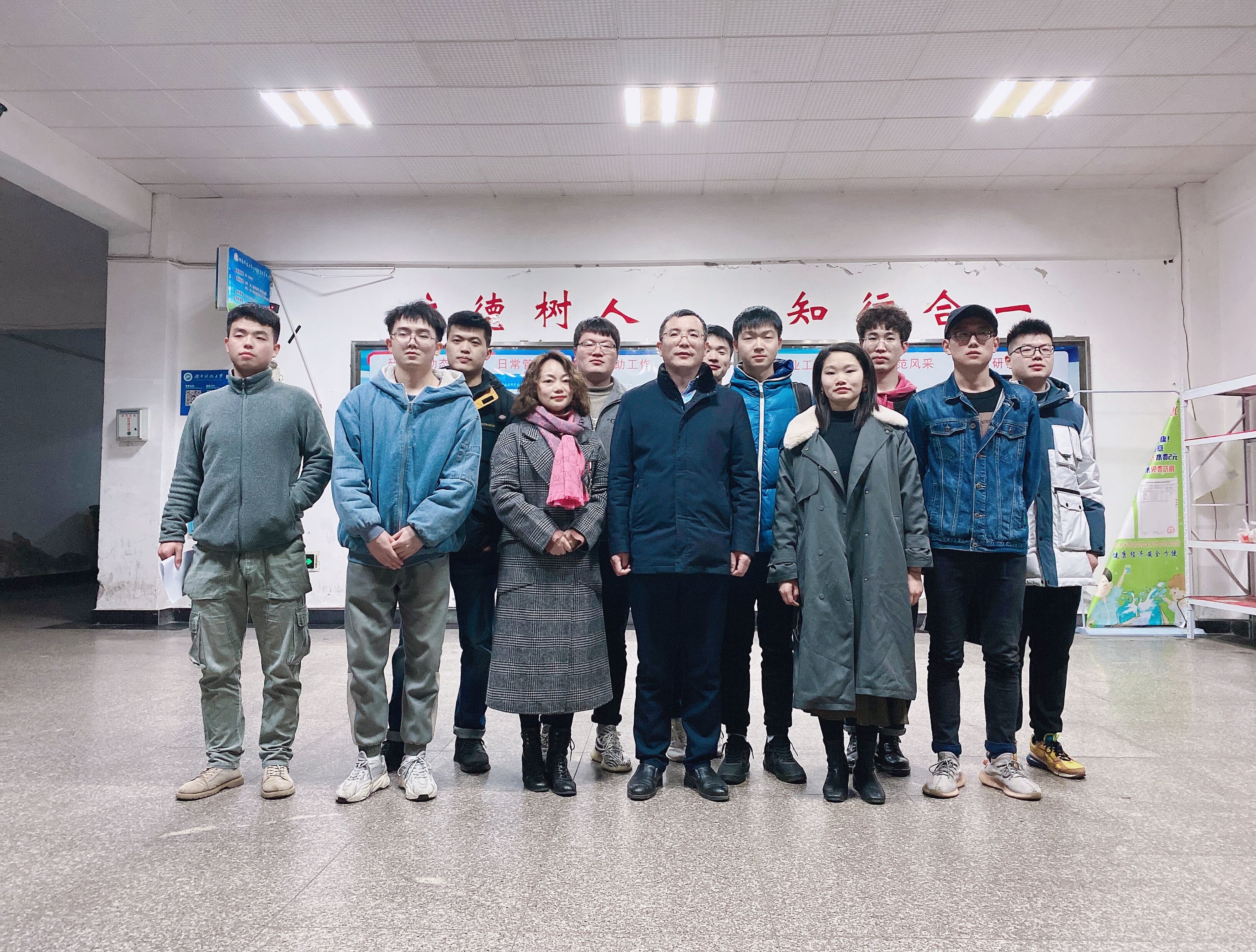 523d3d350e5d4a1484a7e99c86c479cc.jpg 523d3d350e5d4a1484a7e99c86c479cc.jpg