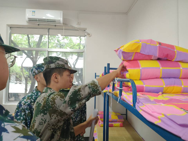 f0549bc2a4a04800b0b7549ad587b0ed.png 图片1.png